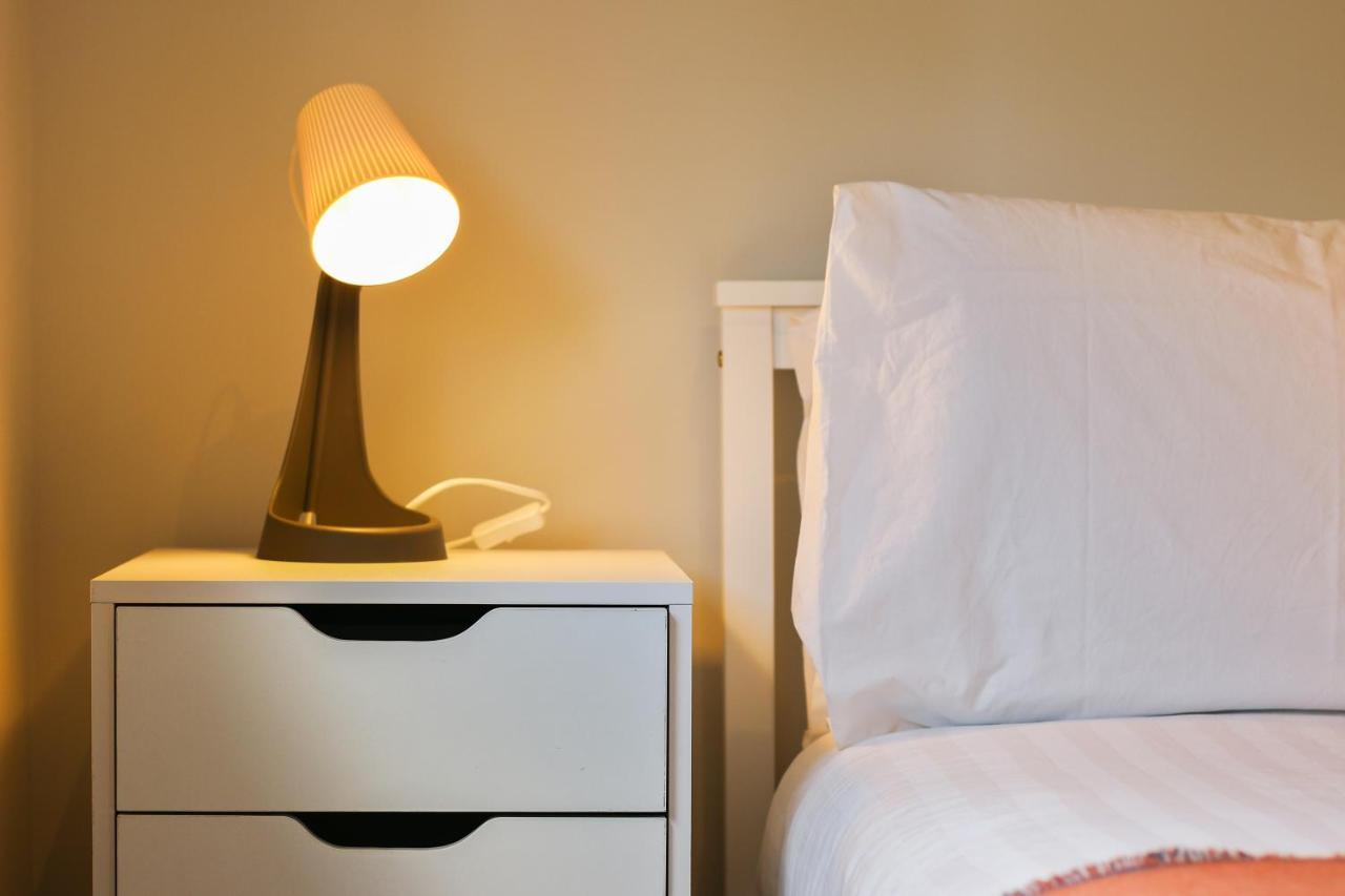 Modern 2-Bed Apartment, Free Parking, City Centre, Netflix & Pet Friendly - Hosted By Stay Host Save Sheffield Exteriör bild