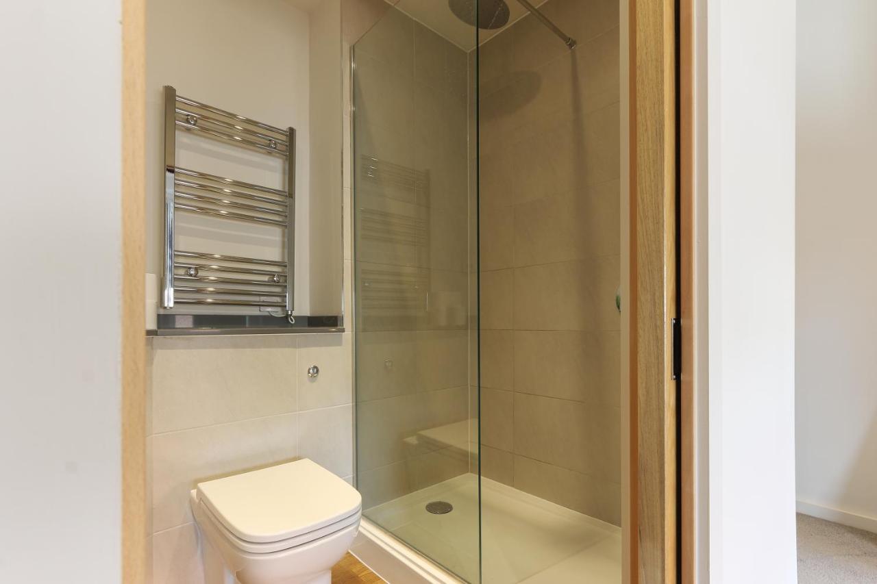Modern 2-Bed Apartment, Free Parking, City Centre, Netflix & Pet Friendly - Hosted By Stay Host Save Sheffield Exteriör bild